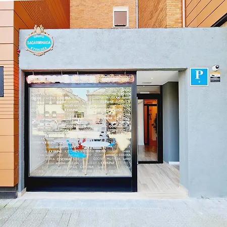 & Kitchen Santutxu Guest house Bilbao