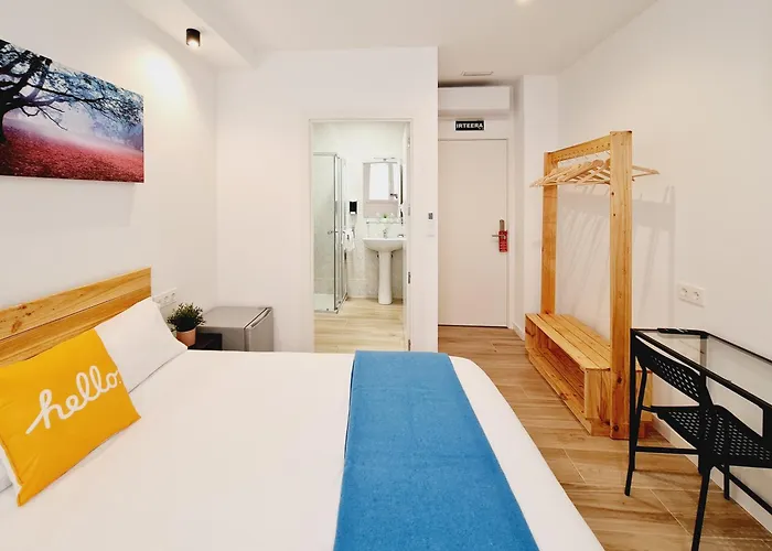 & Kitchen Santutxu Gæstehus